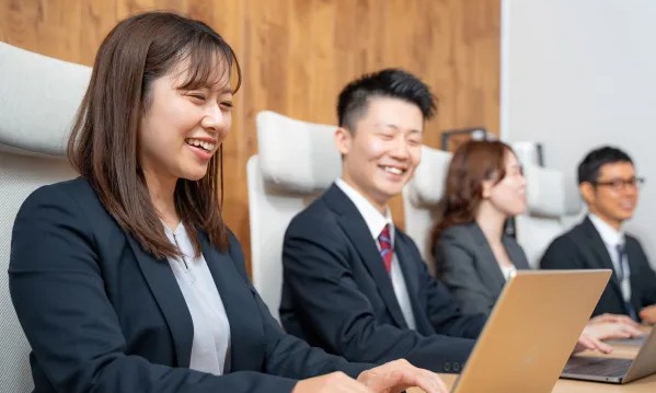 正社員 コンサルタント 教師・講師 オフィス求人イメージ