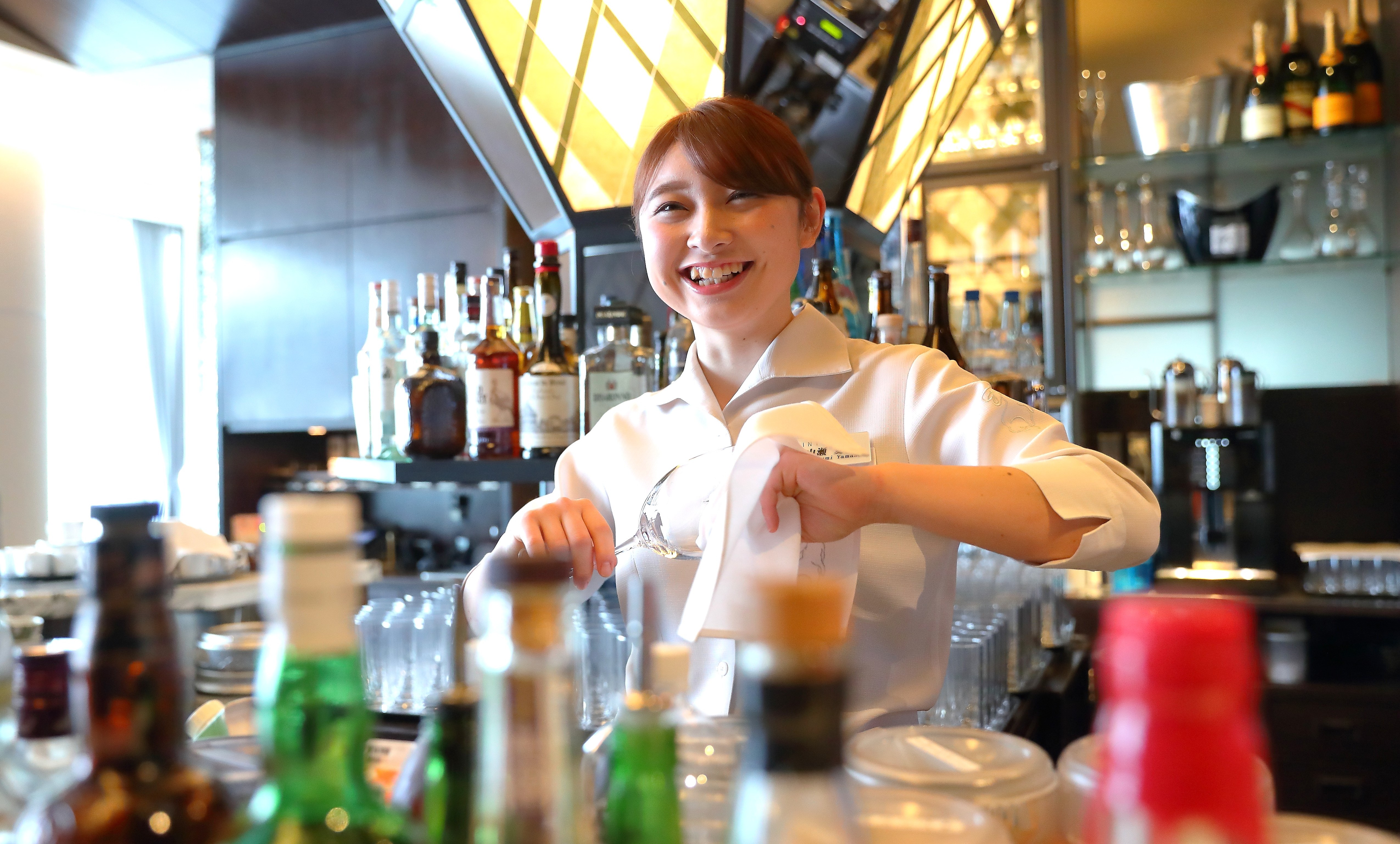 正社員 接客 店舗求人イメージ