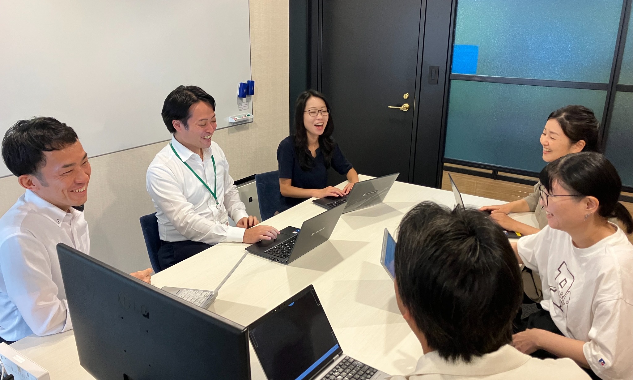 株式会社ボーダーリンク ｜子ども向けオンライン英会話運営の正社員 その他（教育系） その他 教室 オフィスの求人情報イメージ3