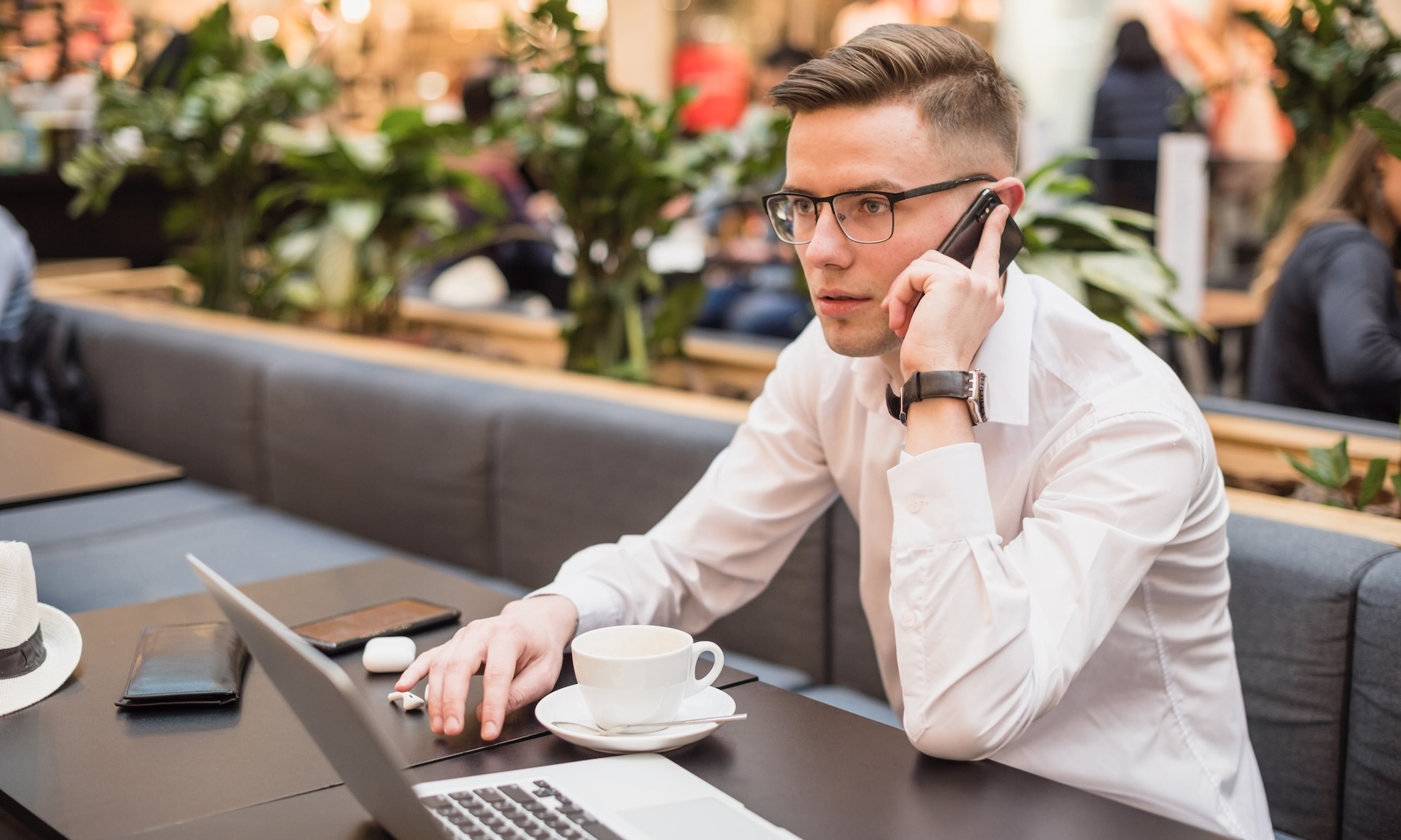 契約社員 法人営業 在宅 オフィス求人イメージ