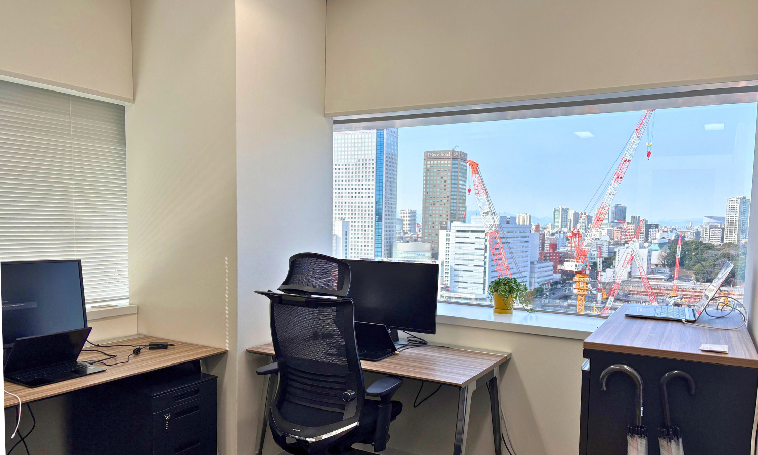 正社員 ITエンジニア（SE・Web・アプリ・ソフトウェア開発） ITサポート オフィスの求人情報イメージ3