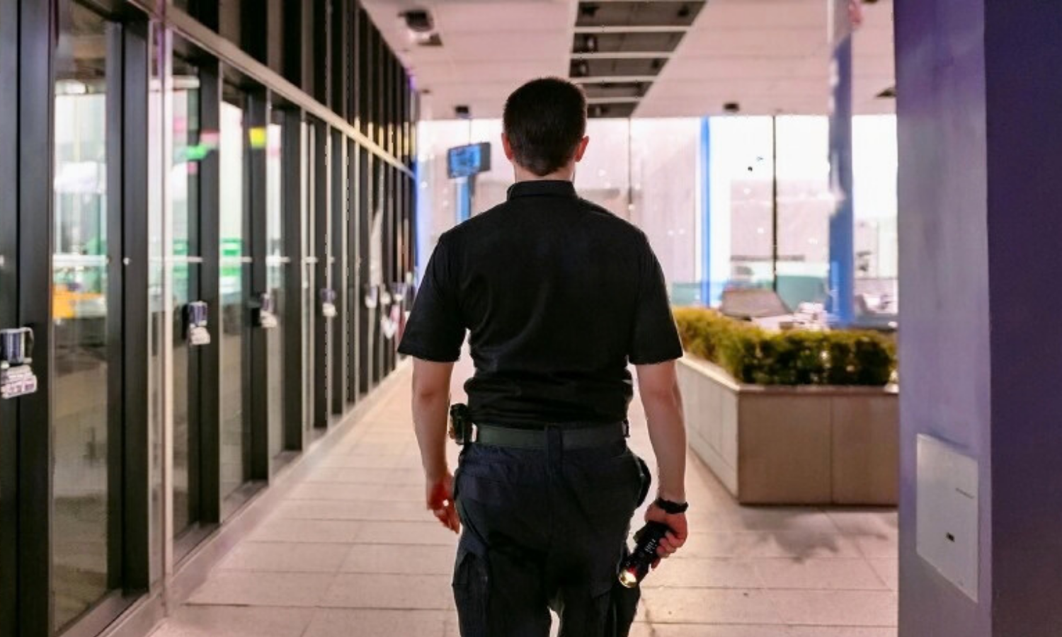 株式会社エグゼクティブプロテクション / セキュリティオフィサーの契約社員 その他 オフィスの求人情報イメージ2