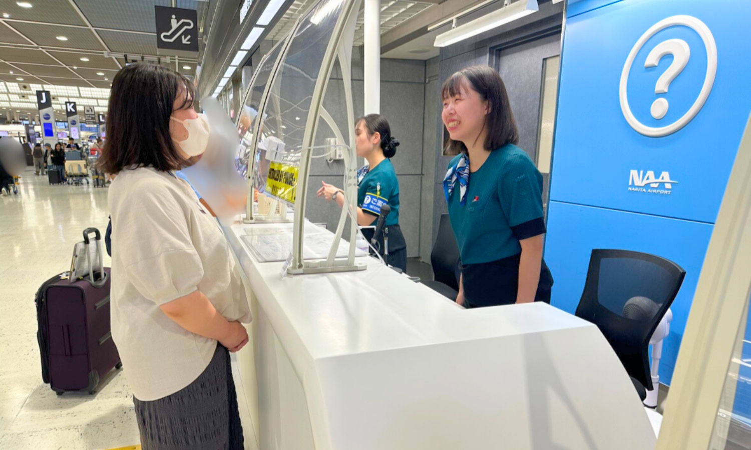 空港ターミナルサービス株式会社 /成田国際空港内のインフォメーションスタッフの正社員 接客 その他の求人情報イメージ3