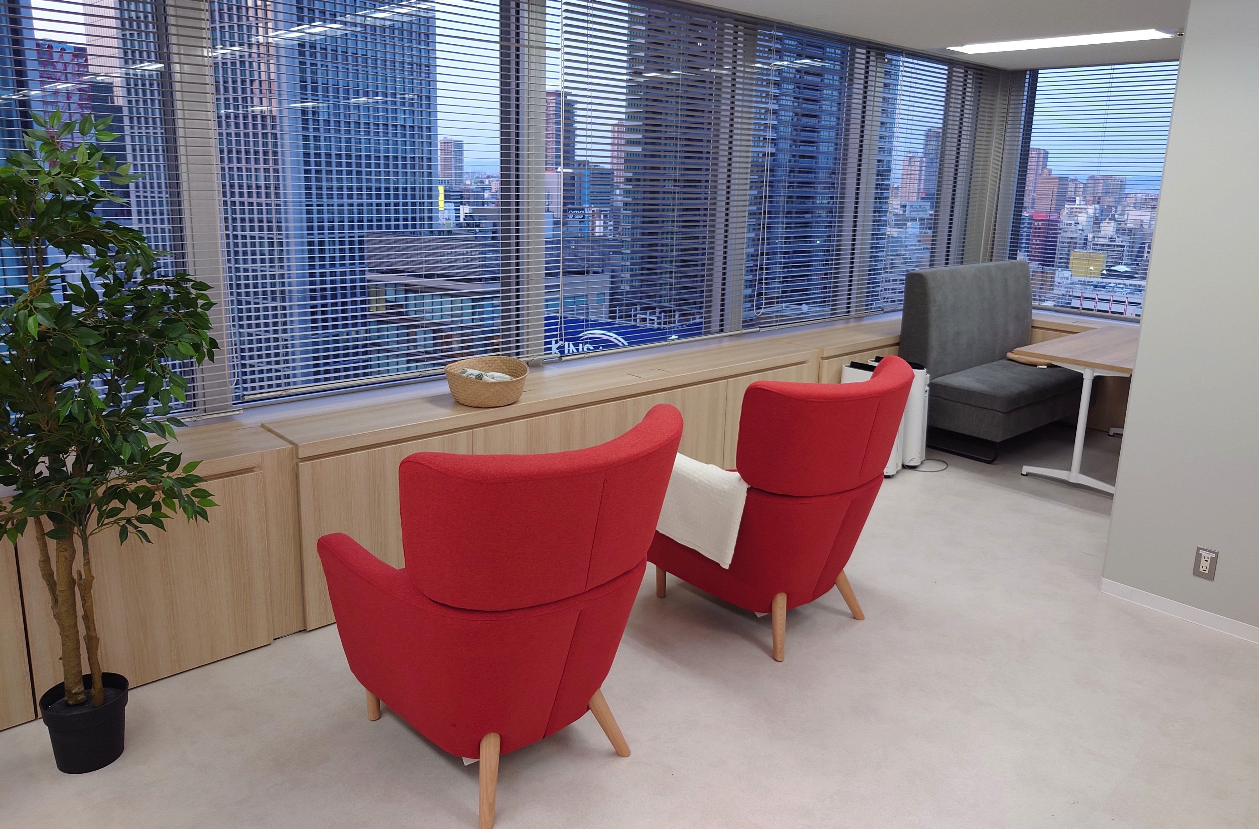 株式会社大阪エル・シー・センター ／電話受付・事務の正社員 カスタマーサクセス・カスタマーサービス 管理・事務 オフィスの求人情報イメージ3