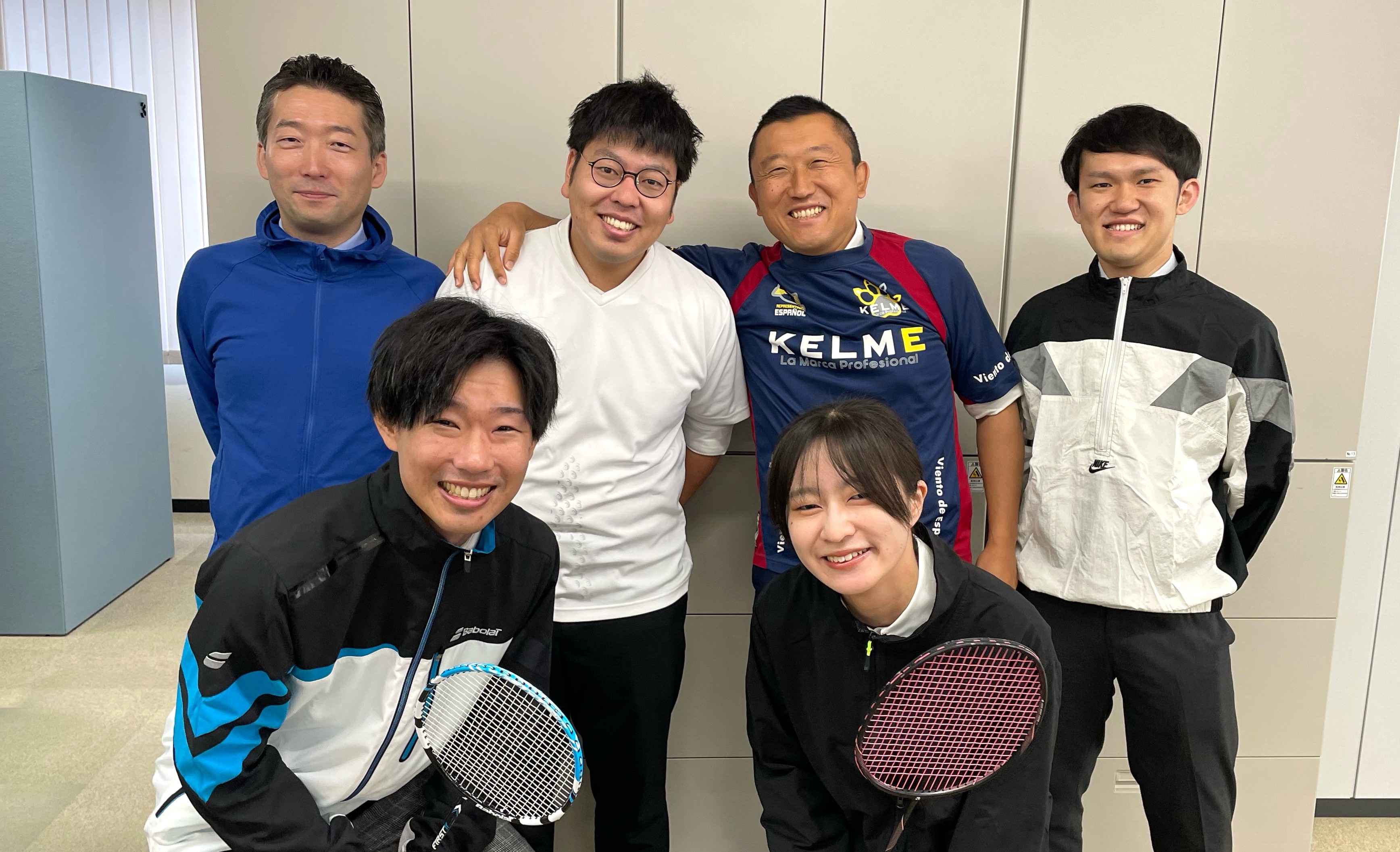 正社員 営業 オフィス求人イメージ