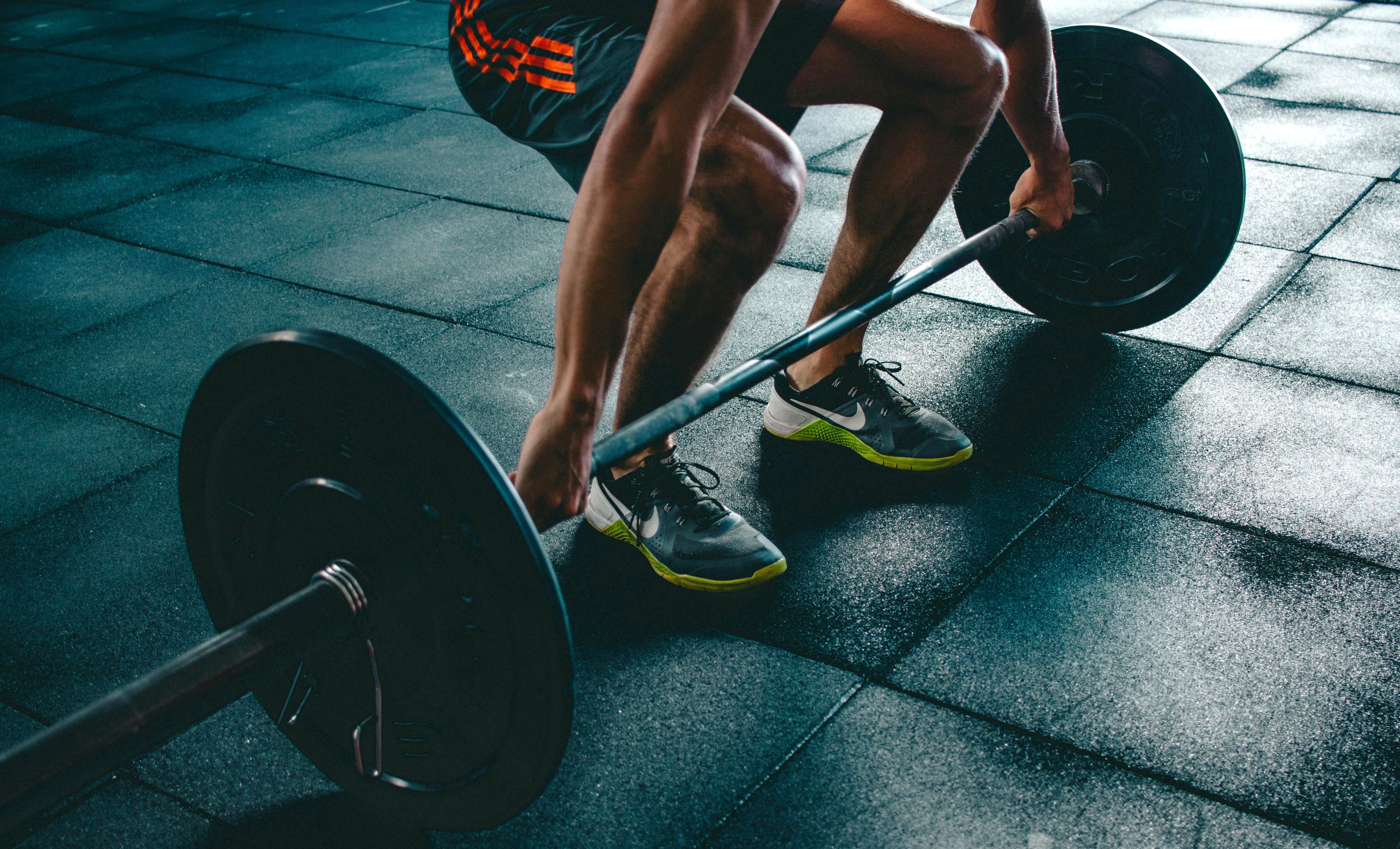 正社員 接客 店舗求人イメージ