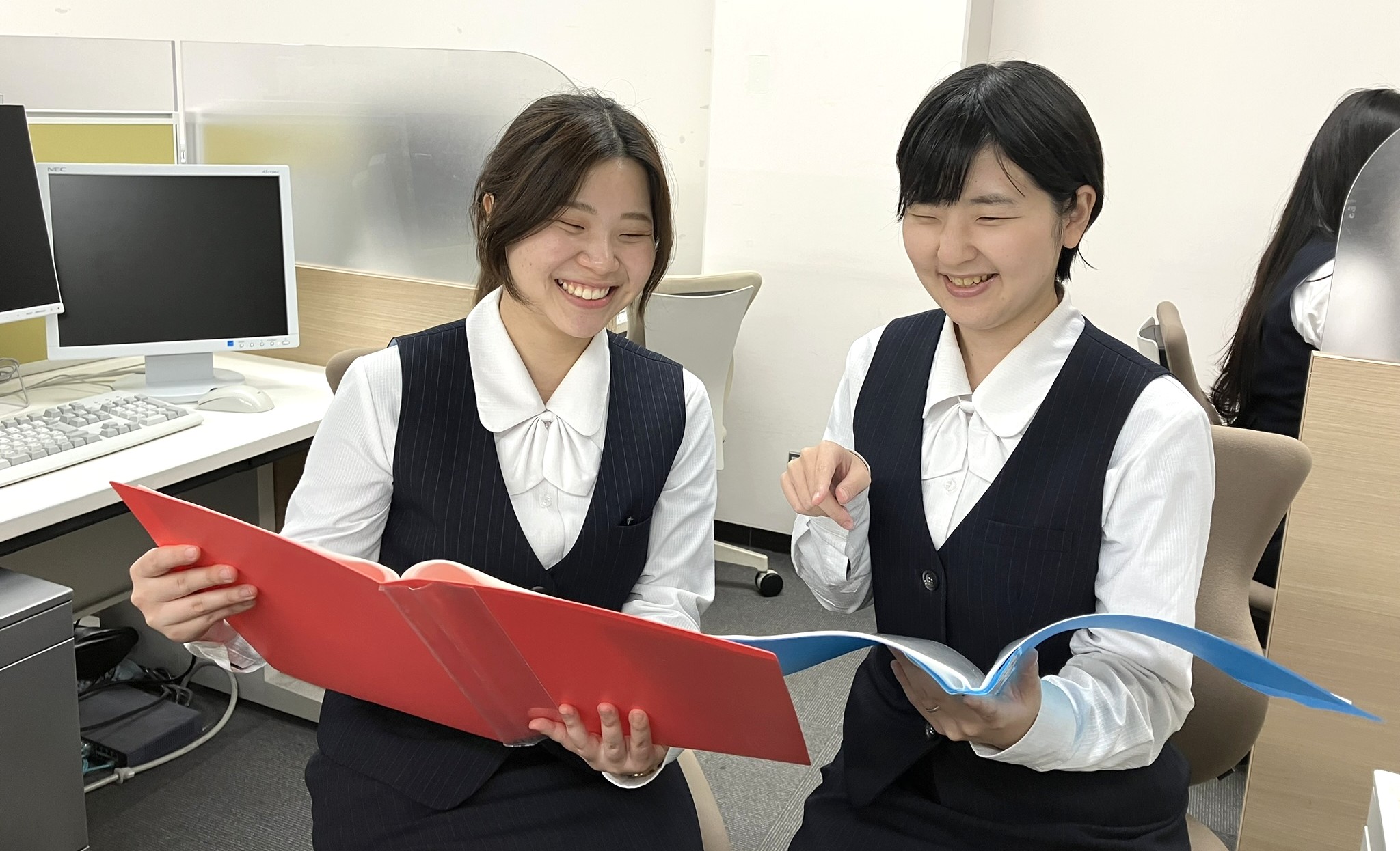 株式会社大阪エル・シー・センター 事務の正社員 カスタマーサクセス・カスタマーサービス 管理・事務 オフィスの求人情報イメージ5