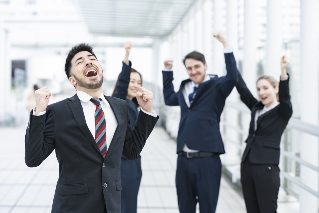 正社員 営業 オフィス求人イメージ